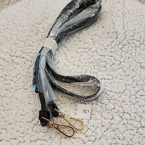 NWOT Elegant Black Replacement Purse Strap. Faux Leather. 301